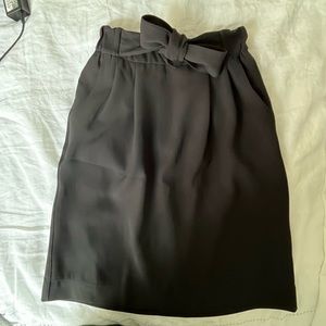 Lululemon Noir Skirt
